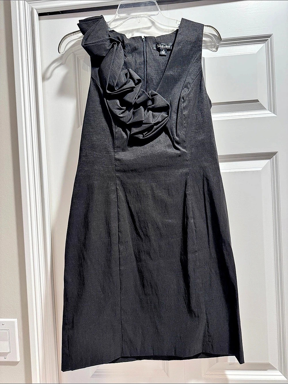 S.L Fashions Style 157839NC Black Ruffle Dress Size 14 Like New